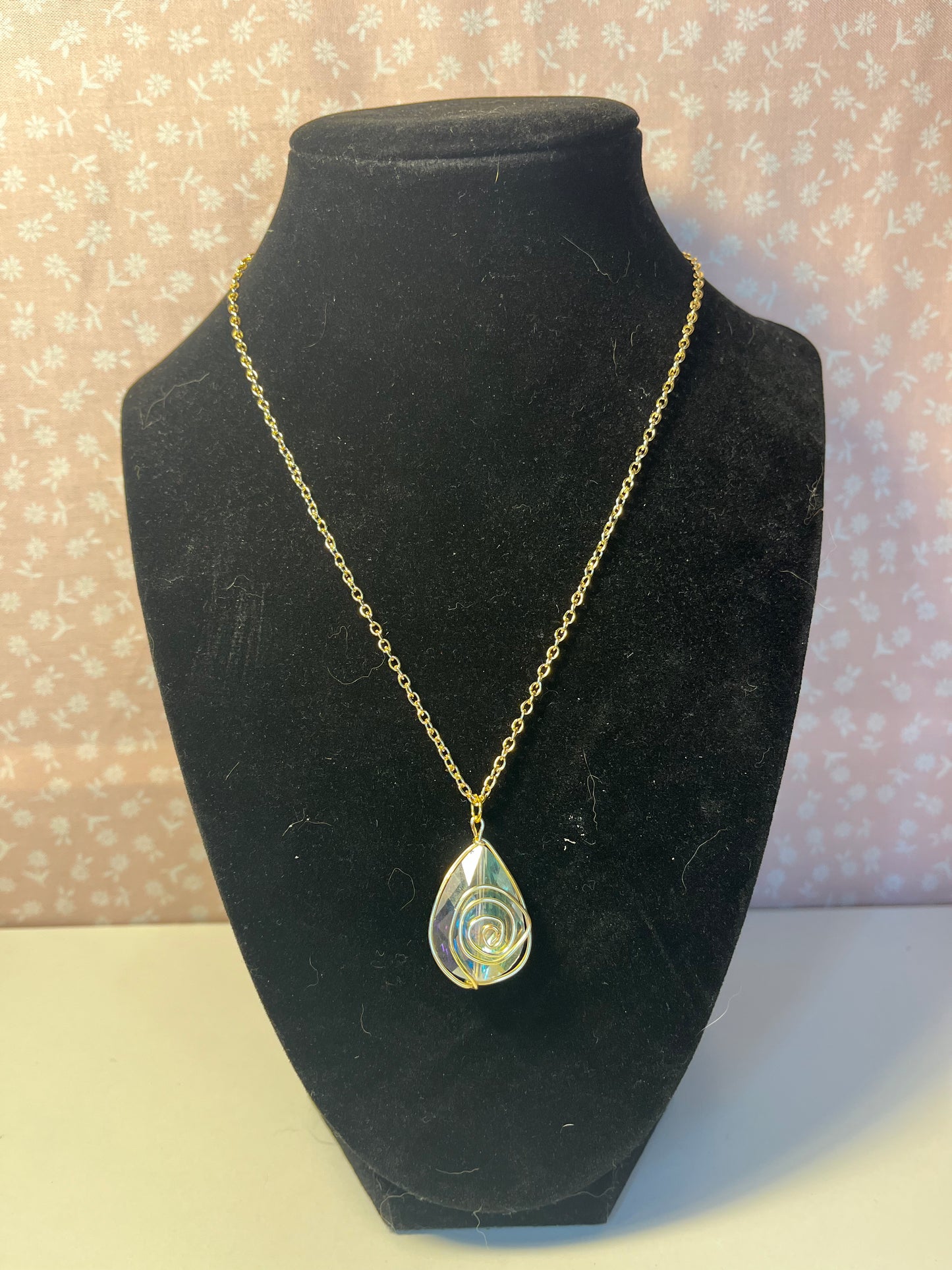 Wire-Wrapped Pendant Necklace